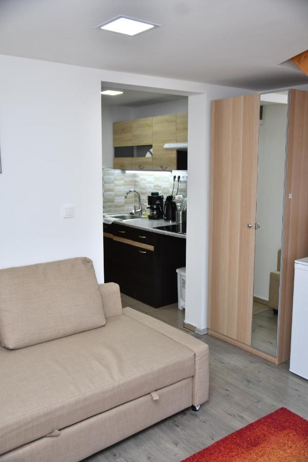 Balatonfůzfő Foeveny Apartmanok מראה חיצוני תמונה