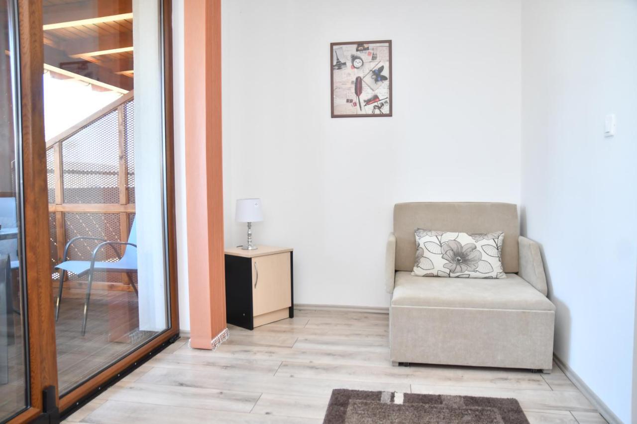 Balatonfůzfő Foeveny Apartmanok מראה חיצוני תמונה
