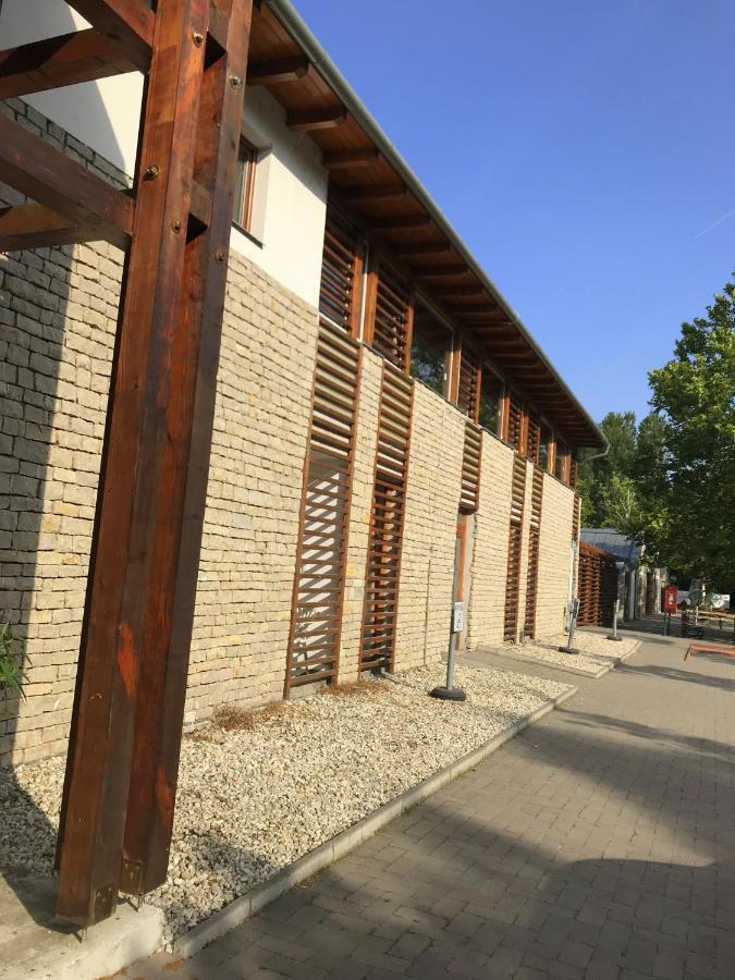 Balatonfůzfő Foeveny Apartmanok מראה חיצוני תמונה